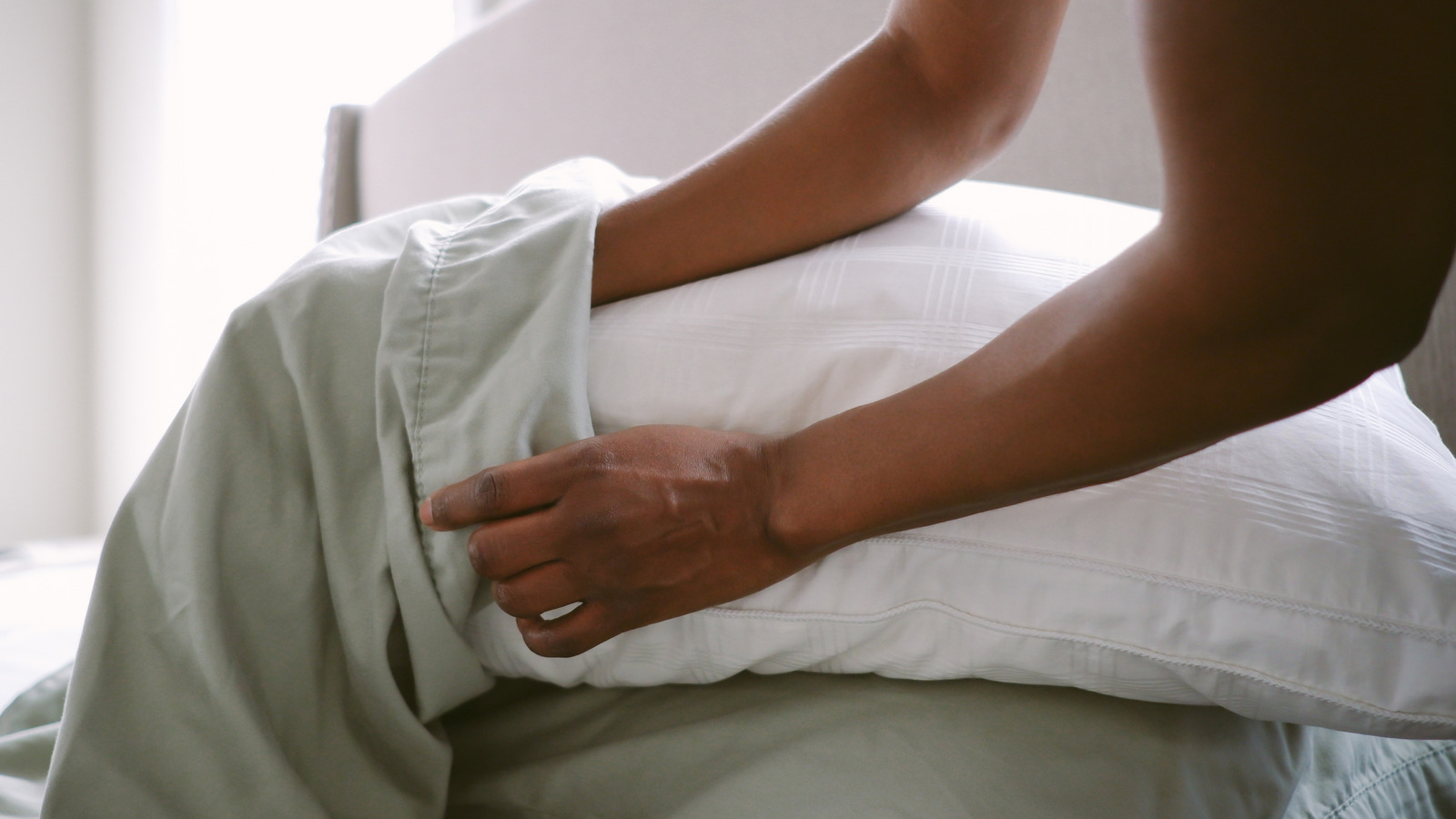 Ne jetez pas vos vieilles taies d'oreiller - réutilisez-les dans votre maison avec ces 14 idées amusantes